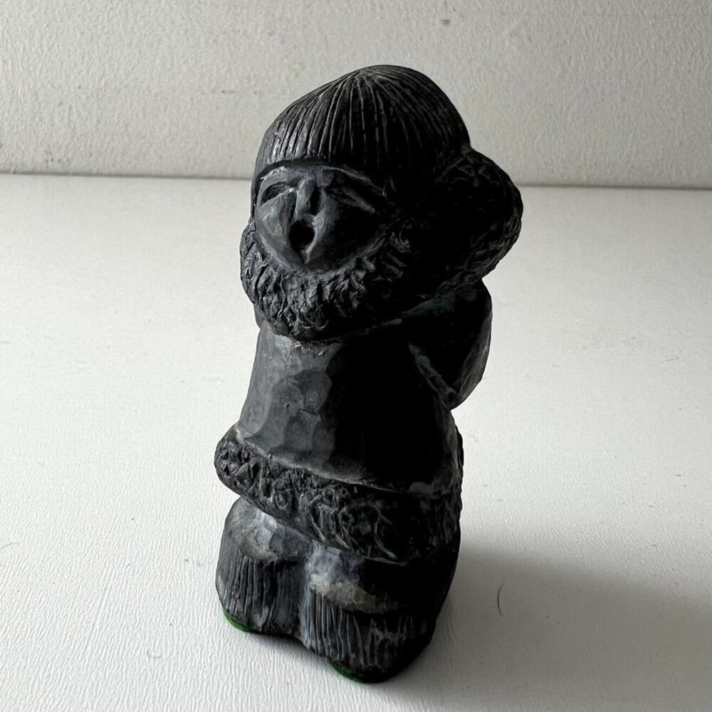 Alaskan Vintage Inuit Stone Carving Figurine Young Child Excellent Rare